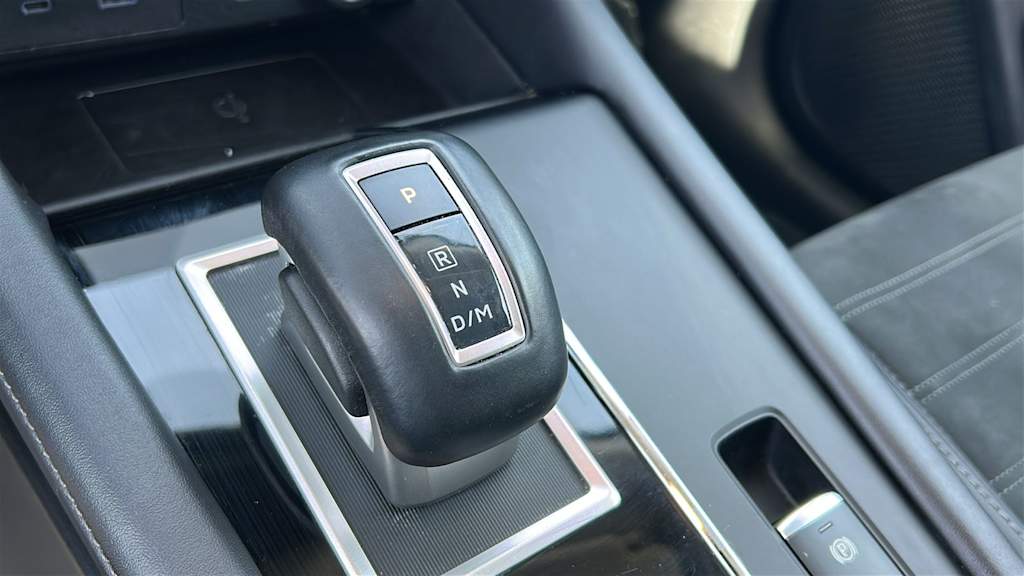 Thumbnail: 2024 Mitsubishi Outlander - 15