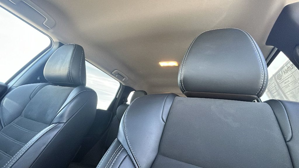 Thumbnail: 2024 Mitsubishi Outlander - 10