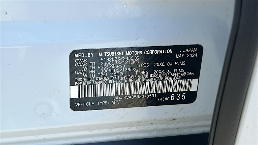 Thumbnail: 2024 Mitsubishi Outlander - 19