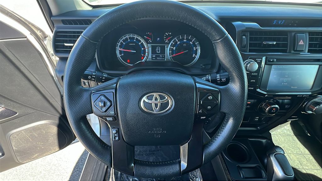 Thumbnail: 2018 Toyota 4Runner - 9