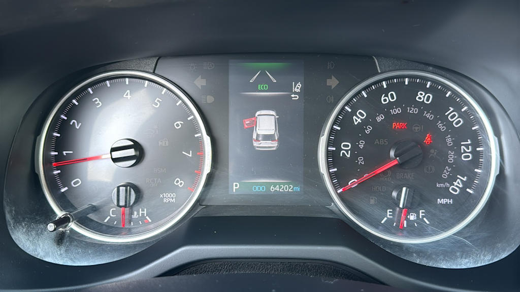 Thumbnail: 2019 Toyota RAV4 - 15