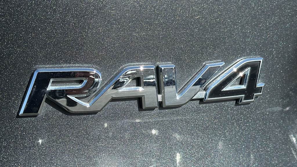 Thumbnail: 2019 Toyota RAV4 - 29