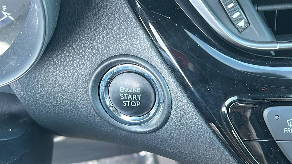 Thumbnail: 2021 Toyota C-HR - 25