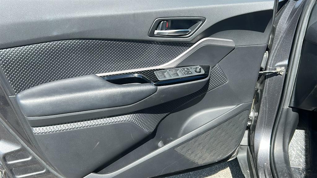 Thumbnail: 2021 Toyota C-HR - 29