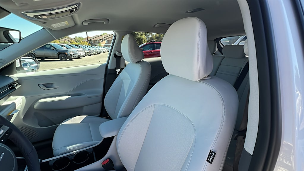 2025 Hyundai Kona SEL 26