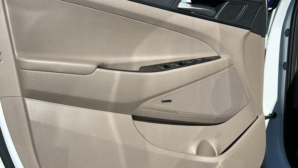 Thumbnail: 2019 Hyundai Tucson - 28