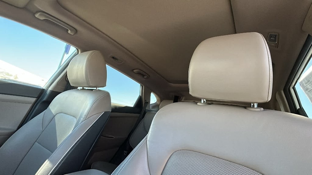 Thumbnail: 2019 Hyundai Tucson - 9