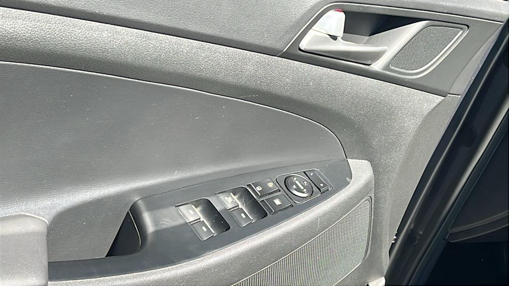 Thumbnail: 2019 Hyundai Tucson - 28