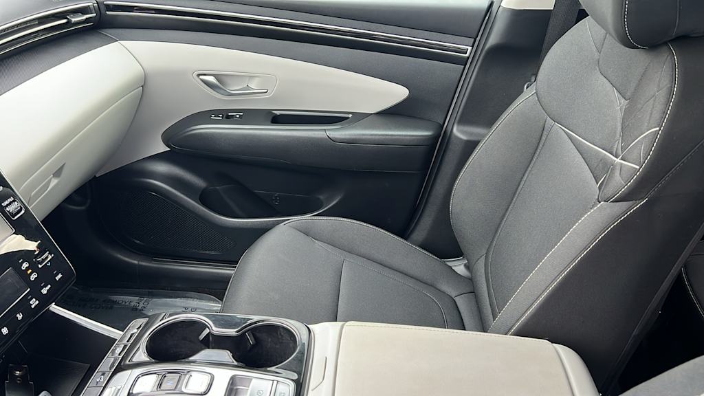 Thumbnail: 2022 Hyundai Tucson - 11