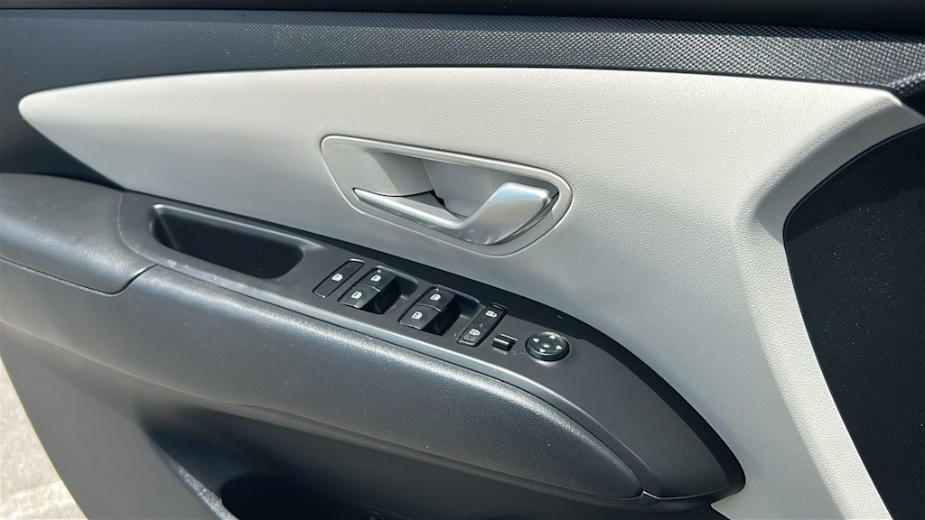 Thumbnail: 2024 Hyundai Tucson - 6