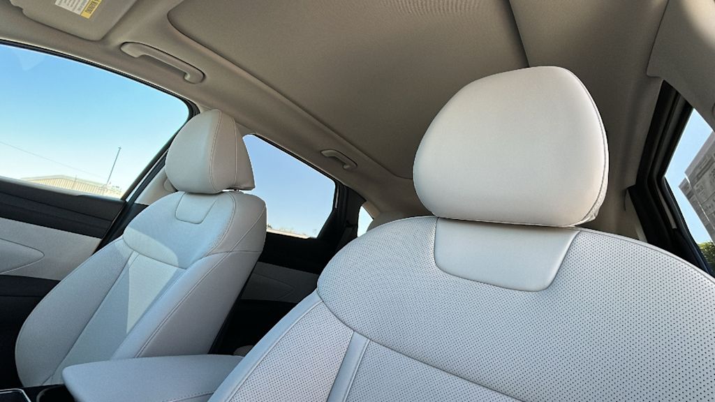 Thumbnail: 2025 Hyundai Tucson - 10