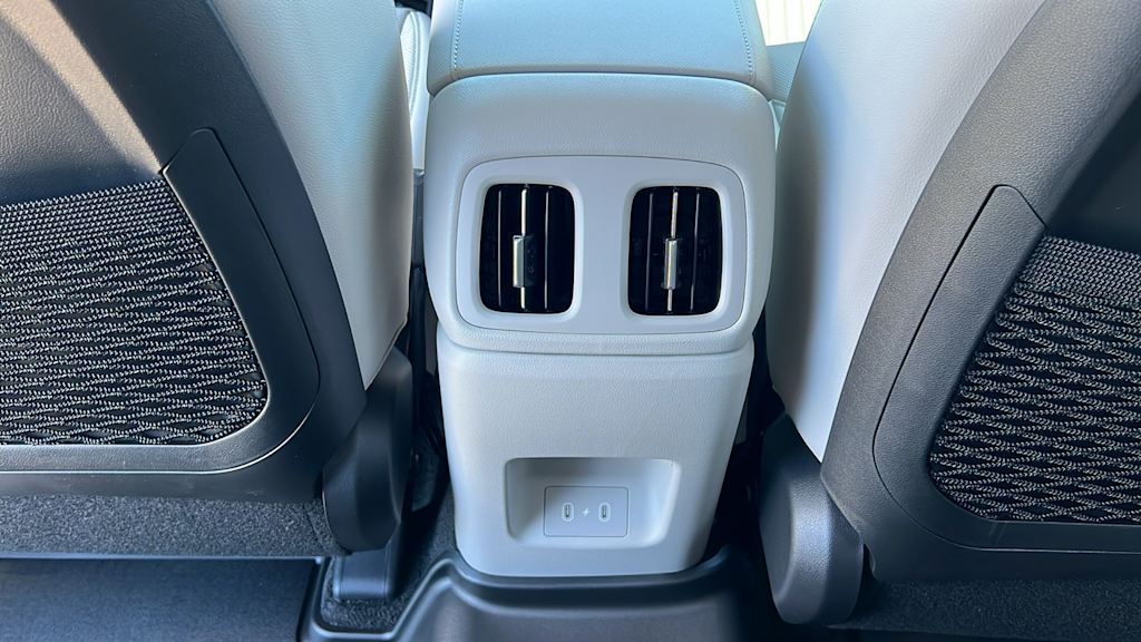 2025 Hyundai Tucson Limited 30