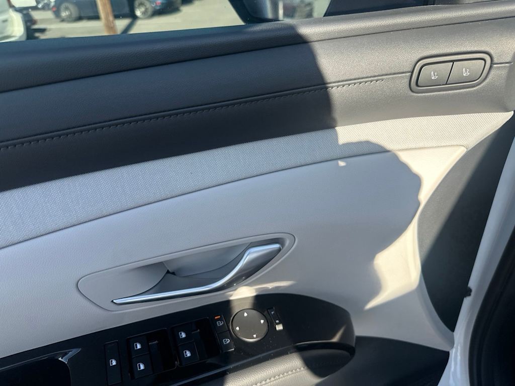 Thumbnail: 2025 Hyundai Tucson - 18