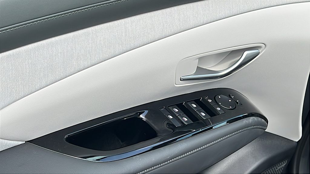 2025 Hyundai Tucson Limited 28