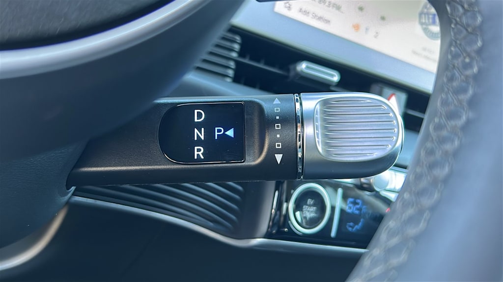 Thumbnail: 2023 Hyundai Ioniq 5 - 15
