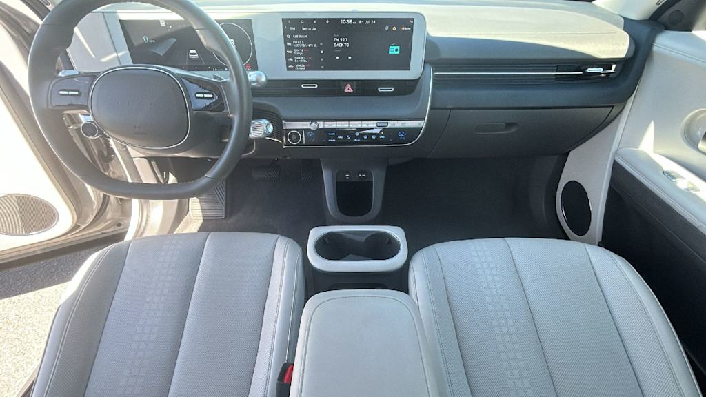 Thumbnail: 2023 Hyundai Ioniq 5 - 11