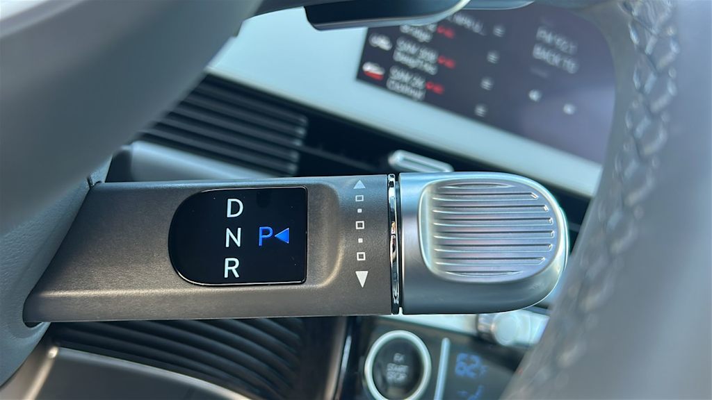 Thumbnail: 2023 Hyundai Ioniq 5 - 19