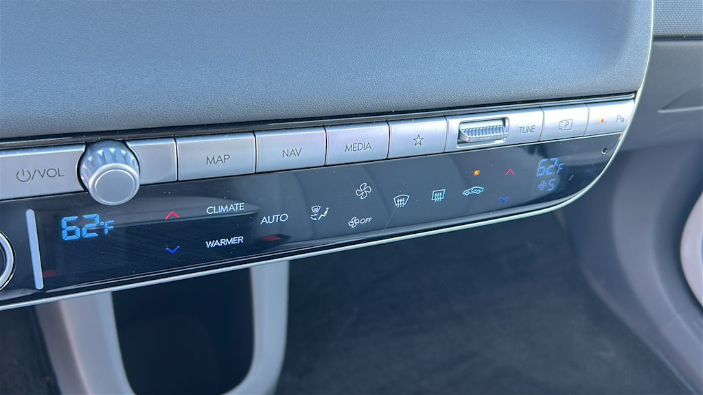 Thumbnail: 2023 Hyundai Ioniq 5 - 20