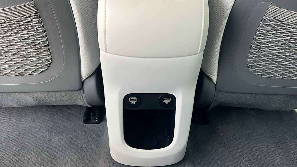 Thumbnail: 2023 Hyundai Ioniq 5 - 28