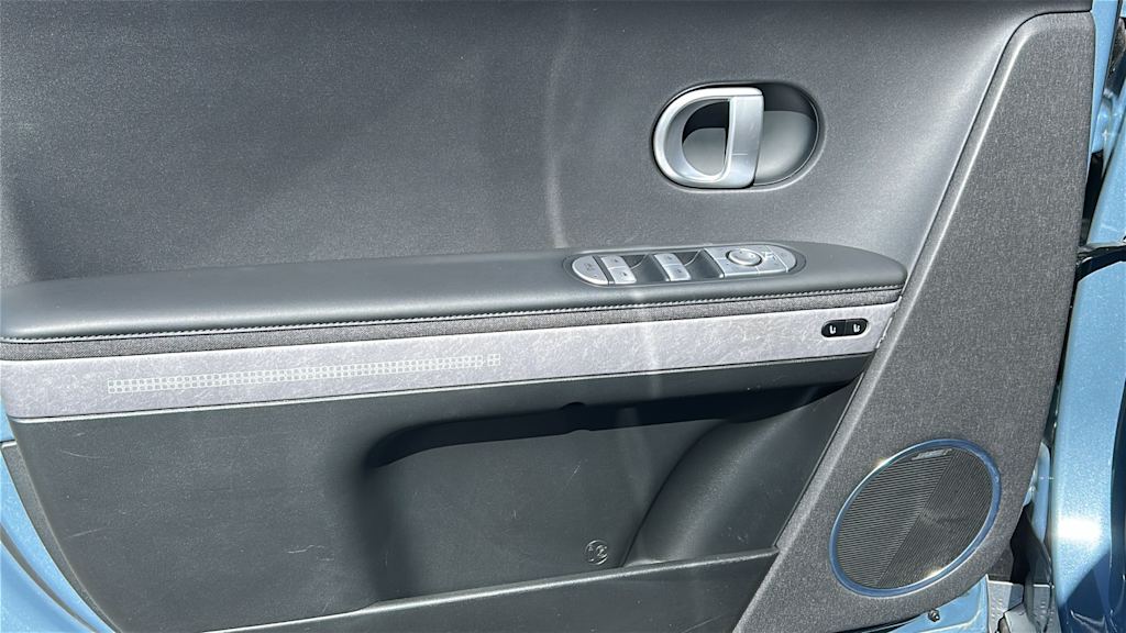 Thumbnail: 2023 Hyundai Ioniq 5 - 26