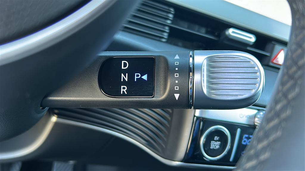 Thumbnail: 2023 Hyundai Ioniq 5 - 19