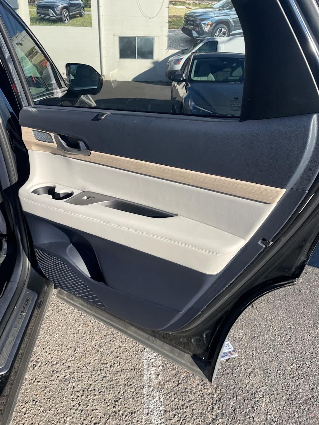 Thumbnail: 2023 Hyundai Palisade - 14