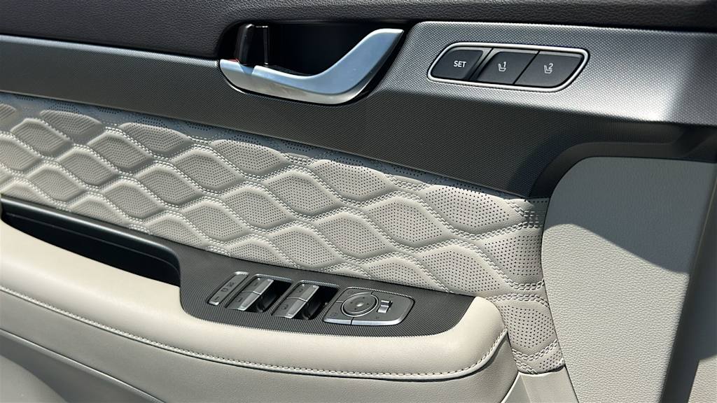 Thumbnail: 2020 Hyundai Palisade - 28
