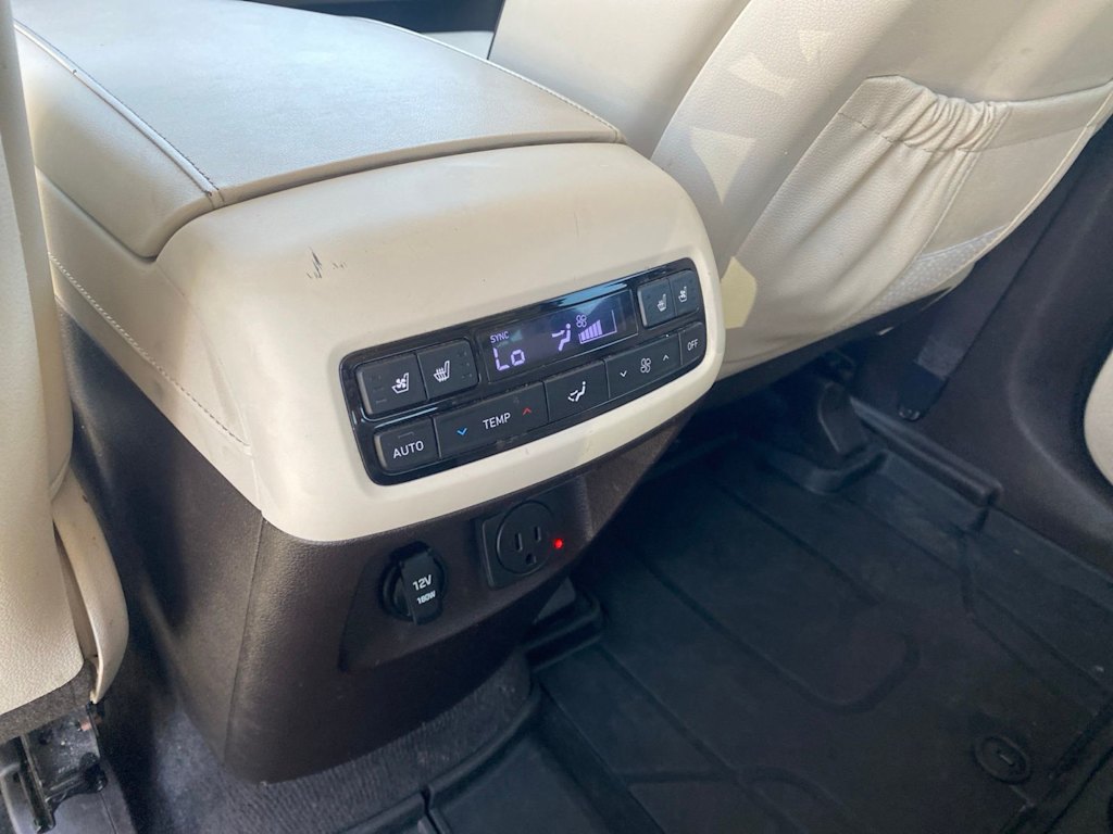 Thumbnail: 2021 Hyundai Palisade - 21