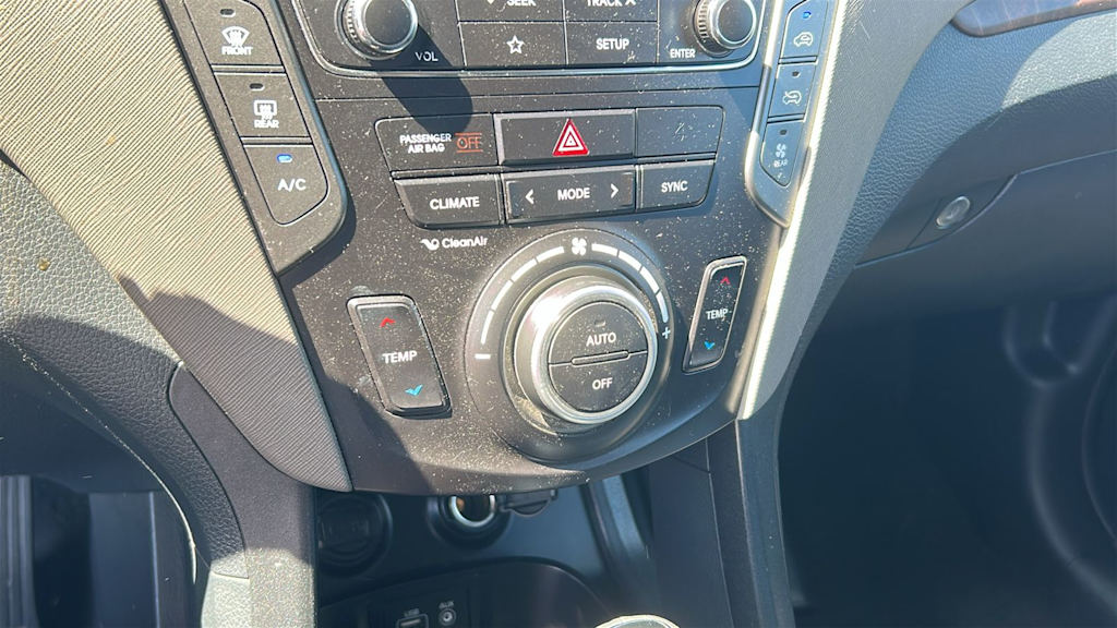 Thumbnail: 2019 Hyundai Santa Fe - 16