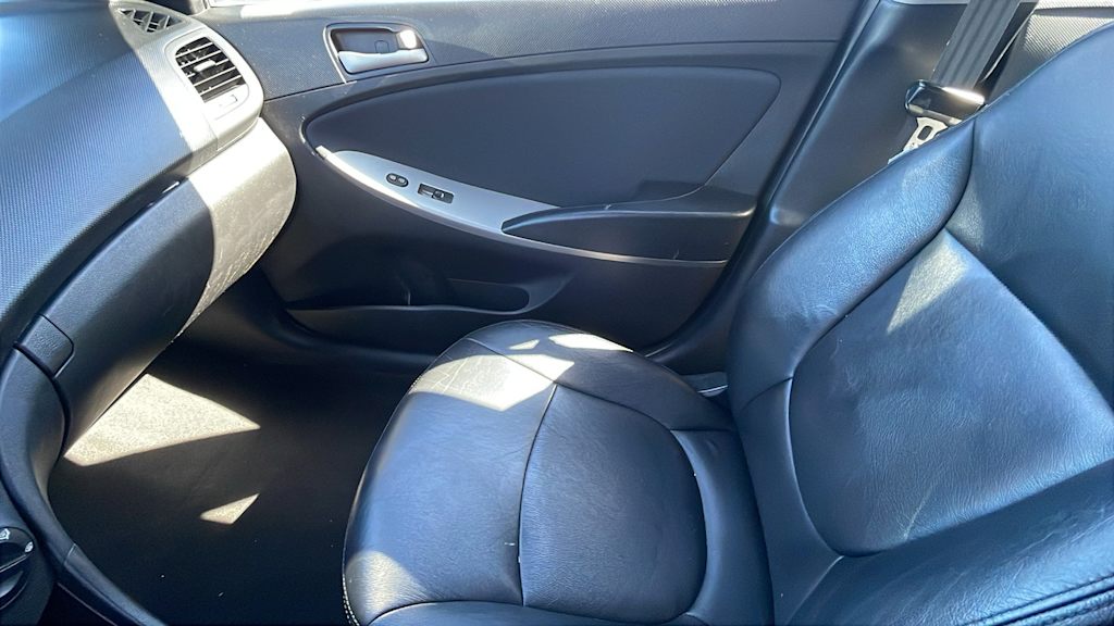 Thumbnail: 2017 Hyundai Accent - 10