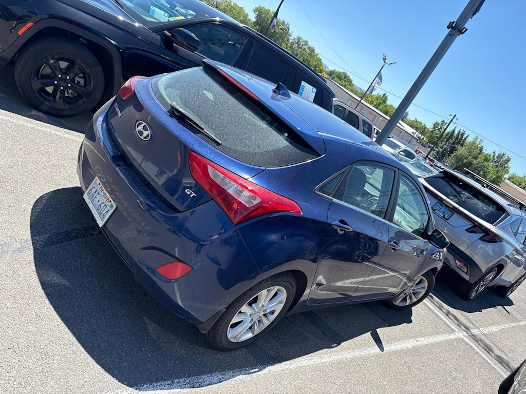 Thumbnail: 2013 Hyundai Elantra - 6
