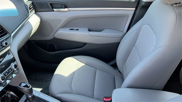 2020 Hyundai Elantra Value Edition 11