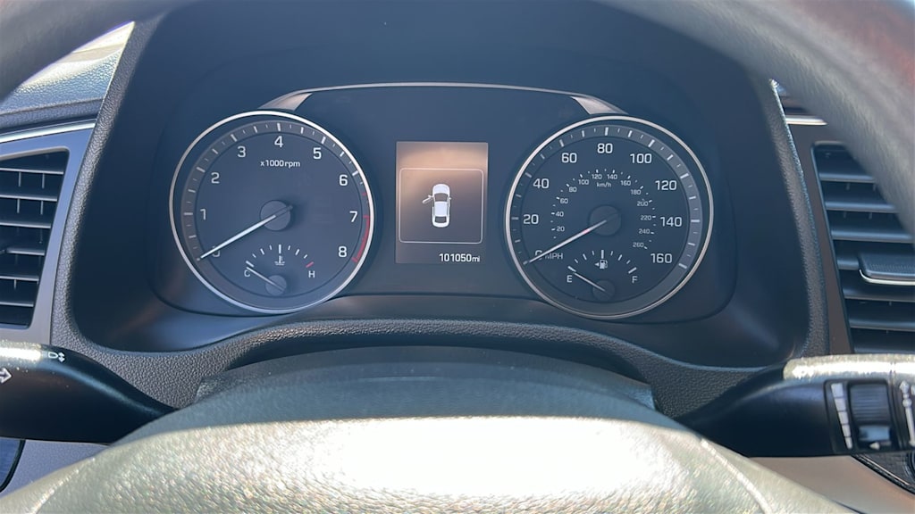 Thumbnail: 2018 Hyundai Elantra - 10