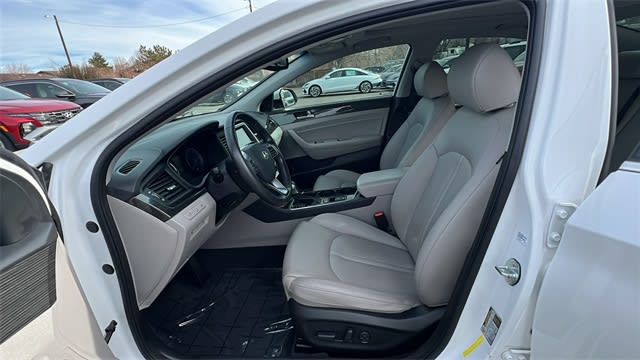 2019 Hyundai Sonata Limited 10