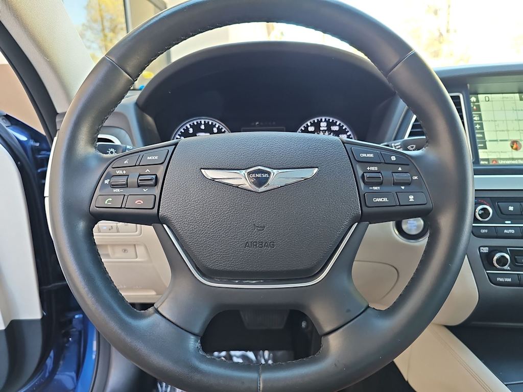 Thumbnail: 2017 Genesis G80 - 11