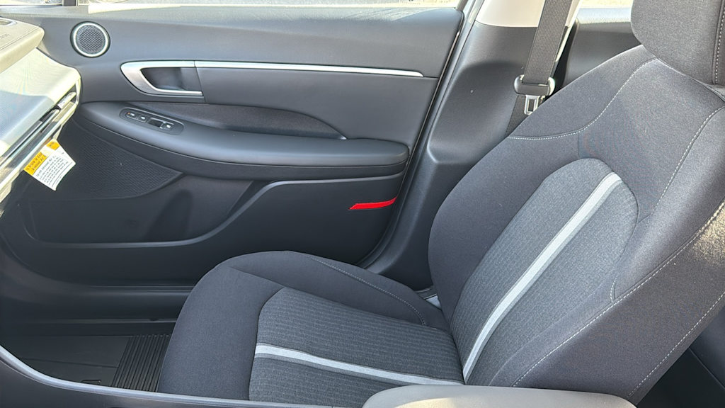 Thumbnail: 2025 Hyundai Sonata - 10