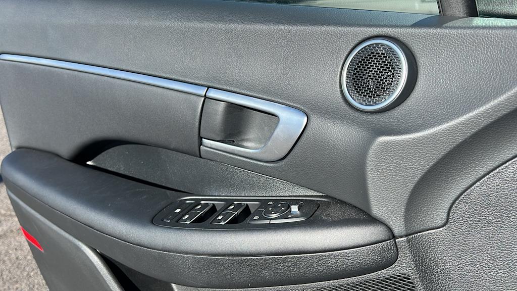 Thumbnail: 2024 Hyundai Sonata - 28