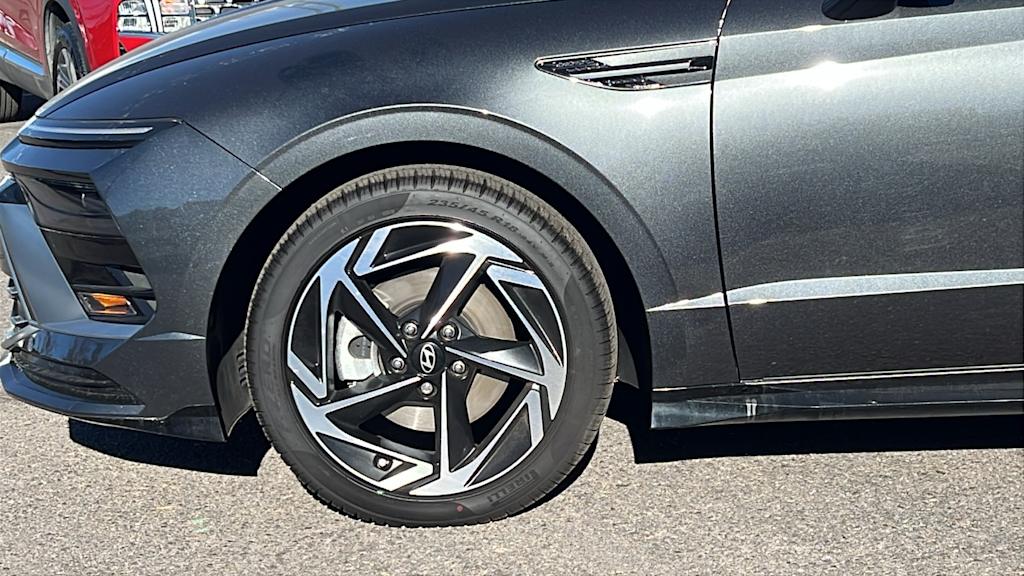 Thumbnail: 2024 Hyundai Sonata - 8
