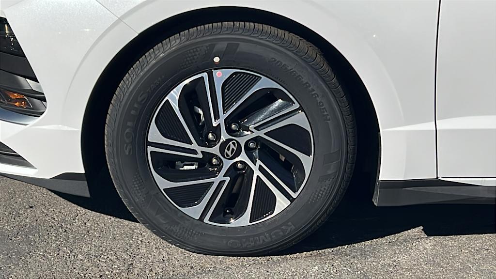 Thumbnail: 2026 Hyundai Sonata - 8