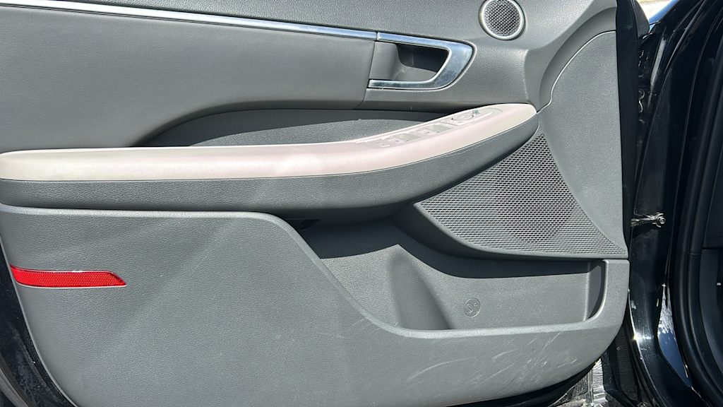 Thumbnail: 2023 Hyundai Sonata - 28