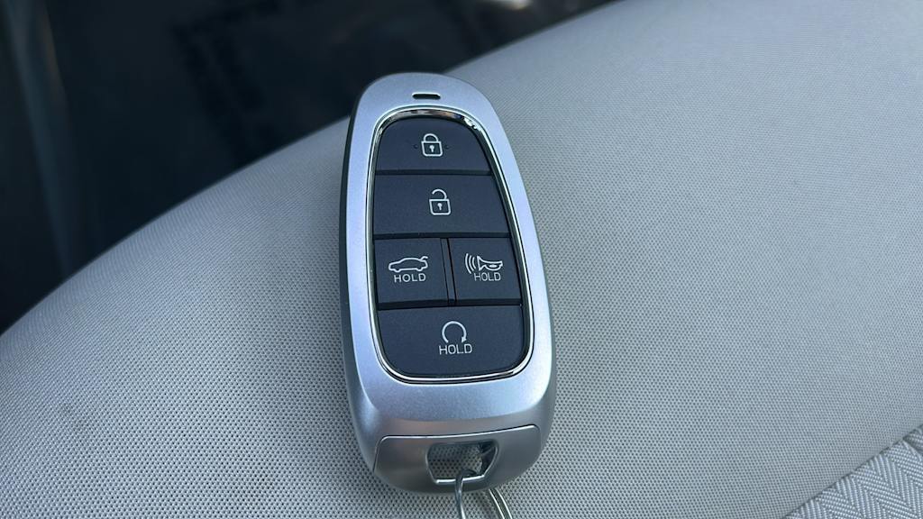 Thumbnail: 2023 Hyundai Sonata - 17