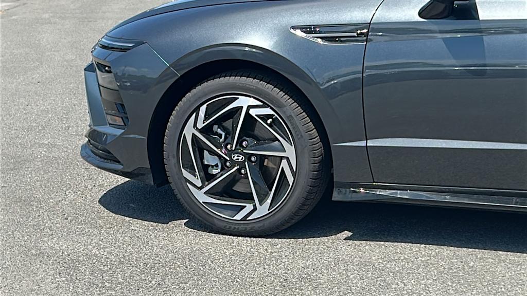 Thumbnail: 2026 Hyundai Sonata - 8
