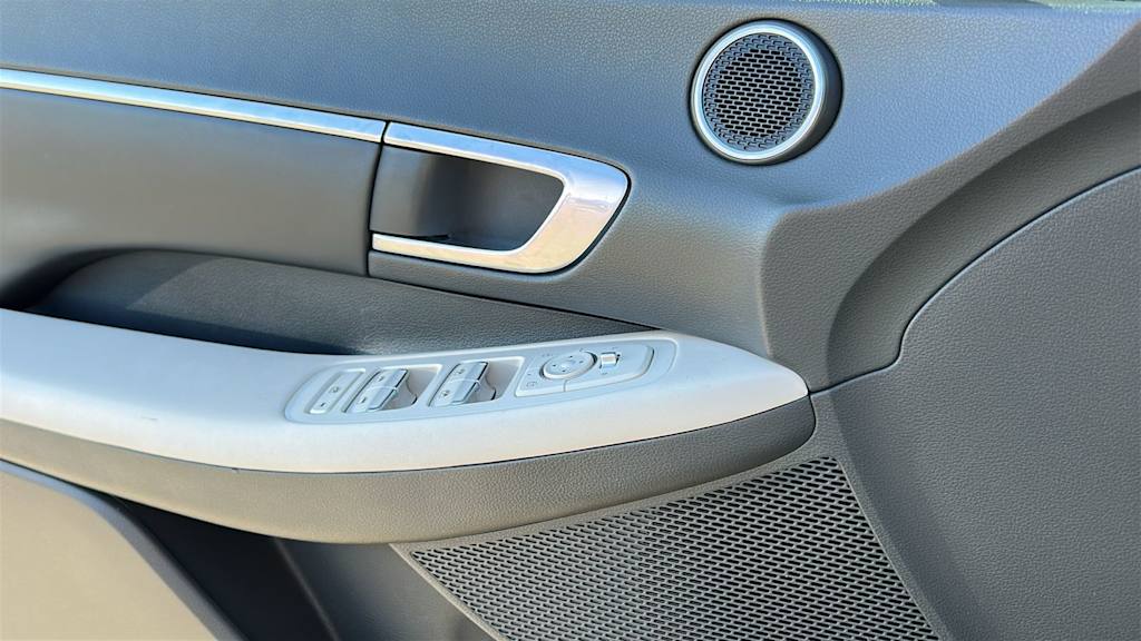 Thumbnail: 2023 Hyundai Sonata - 21