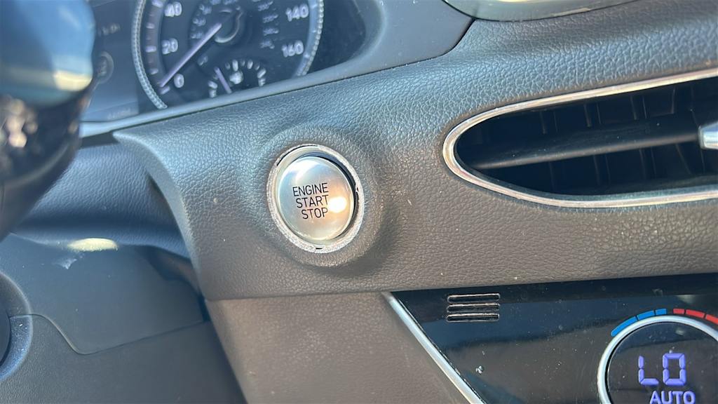 Thumbnail: 2023 Hyundai Sonata - 18