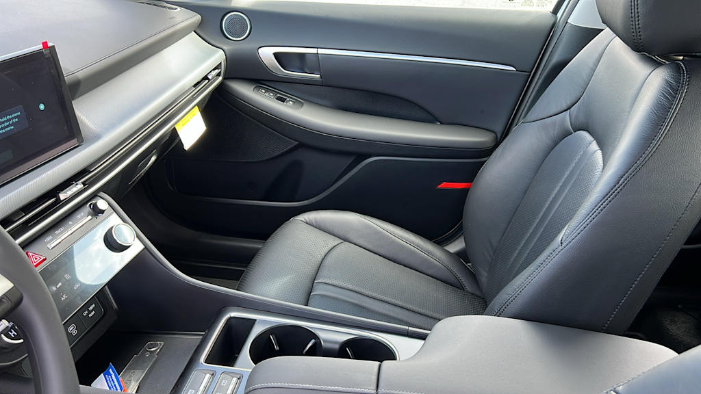 2025 Hyundai Sonata SEL 11