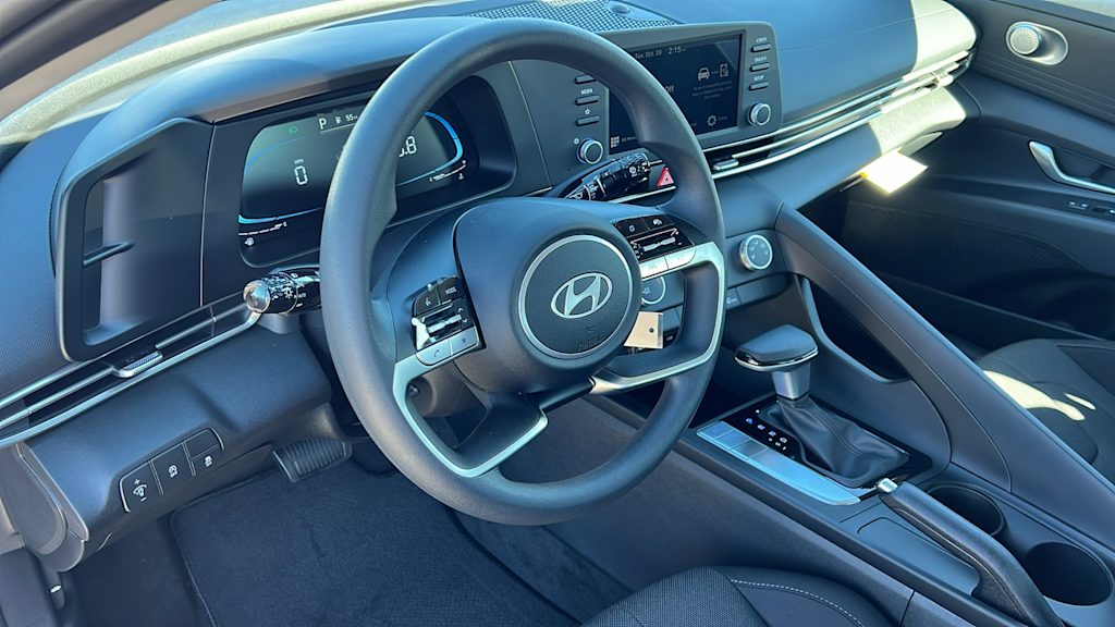 Thumbnail: 2026 Hyundai Elantra - 2