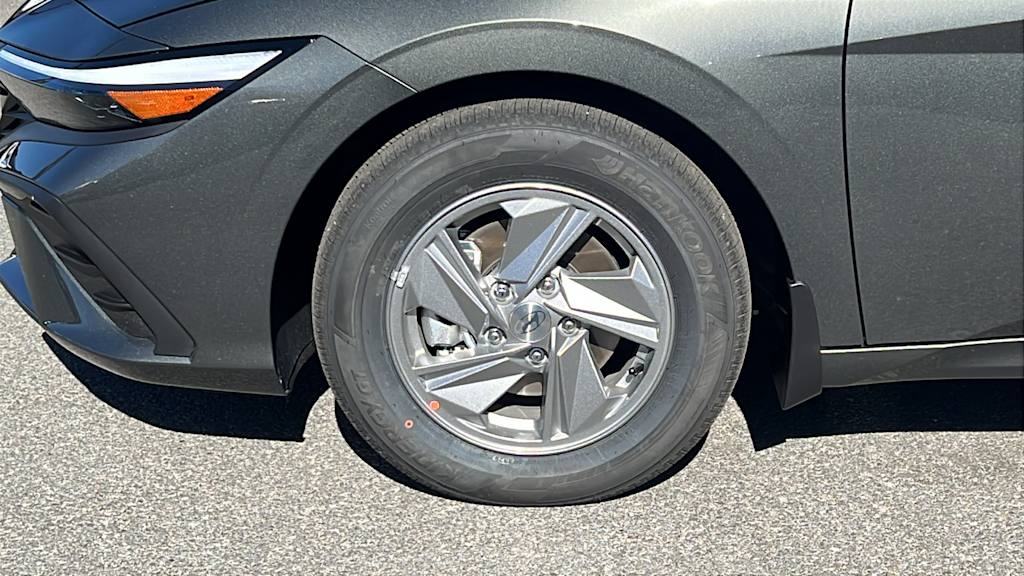 Thumbnail: 2026 Hyundai Elantra - 8