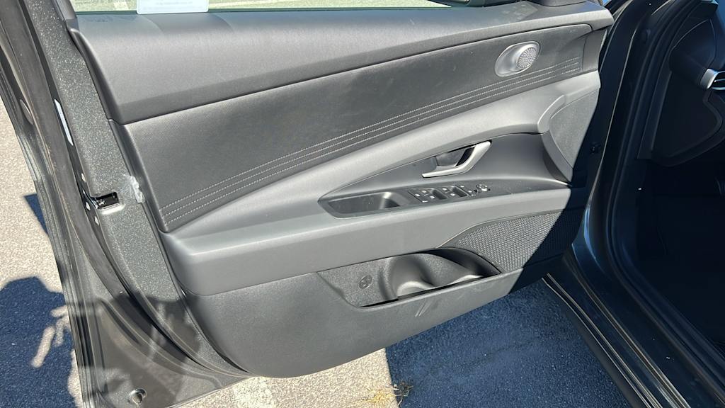 Thumbnail: 2026 Hyundai Elantra - 28