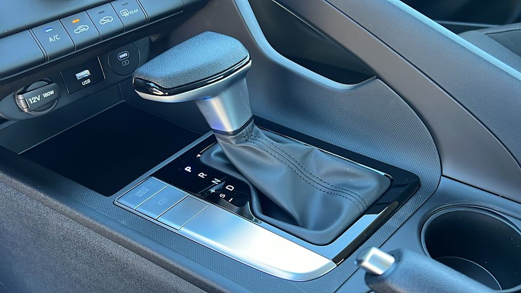 Thumbnail: 2026 Hyundai Elantra - 15