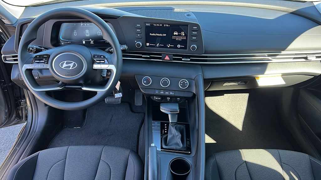 Thumbnail: 2026 Hyundai Elantra - 13